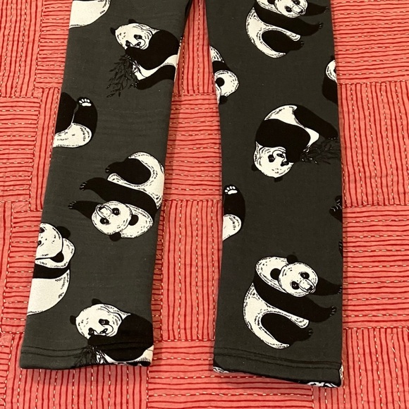 Women’s XS / S cozy Panda print thick fleece Leggings - Picture 10 of 16